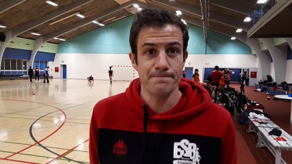 Le préparateur physique des handballeuses bisontines avant le match de ce samedi