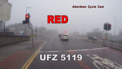 UFZ5119 - Not stopping for a red light - Lang Stracht, Aberdeen