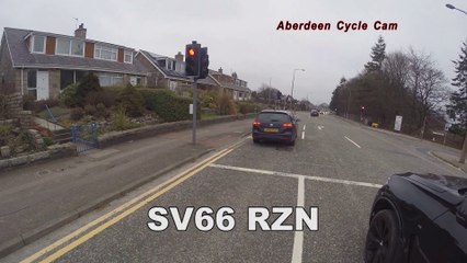 SV66RZN - Gets the traffic lights wrong and jumps a red - Ashgrove Road West, Aberdeen