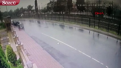 Tren hattındaki kaza kamerada