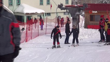 Bitlis’te kayak sezonu açıldı