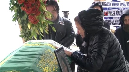Ukrayna'da Öldürülen Zeynep Son Yolculuğuna Uğurlandı