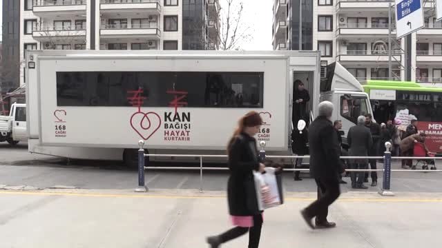 Kızılay'ın Acil Kan Bağışı Çağrısına Destek