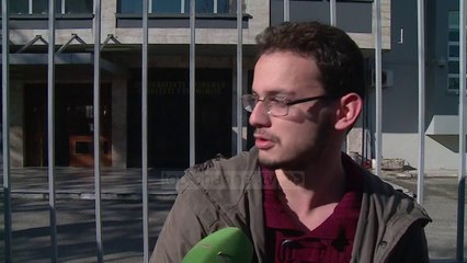 Studentët, protestë si të ngujuar brenda fakulteteve - Top Channel Albania - News - Lajme