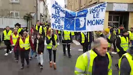 Les Gilets jaunes à Roanne en ce neuvième samedi de mobilisation