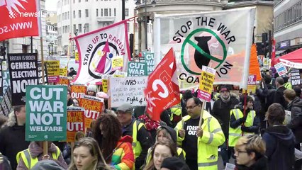 Hundreds join ‘yellow vest' inspired march through London to call for general election