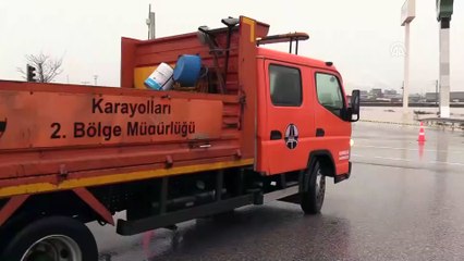 Şiddetli yağış nedeniyle tarım alanları su altında kaldı - MANİSA