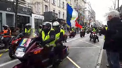 Valence : les motards aux côtés des gilets jaunes