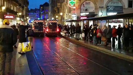 Situation confuse dans le centre-ville après des heurts entre gilets jaunes et forces de l'ordre