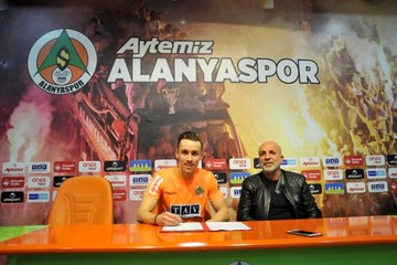Aytemiz Alanyaspor, Sparta Prag Forması Giyen Josef Sural'ı Transfer Etti