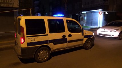 Cesedi parçalayıp, kolileyip evinin önüne bıraktılar