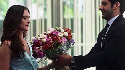 "O Tempo Não Para" - Lúcio irá desmascarar Betina após descobrir que ela deu fim em Emílio!