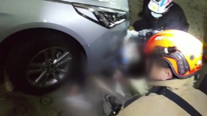 아파트 주차장에서 20대 남성 택시에 깔려 / YTN