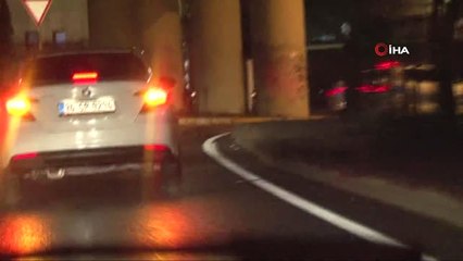 Bakırköy'de Polisin 'Dur' İhtarına Uymayan Araç Kaza Yaptı