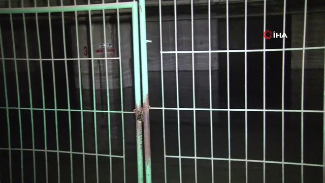 İzmir Şehirlerarası Otobüs Terminali Sular Altında Kaldı, Elektrikler Kesildi