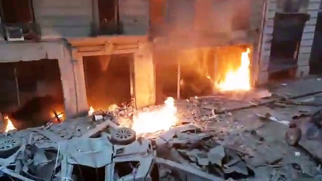 Les images apocalyptiques après l'explosion à Paris rue de Trévise