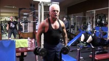 70 yaşında vücut geliştirme sporu yapıyor - RİZE