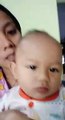 The Baby is funny / Bayi ini Lucu