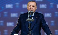Erdoğan: Tank Palet Fabrikası'nda çalışanların özlük haklarında eksilme olmayacak