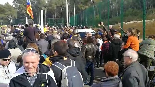 [VÍDEOS] Tres-cents cantaires interpreten el 'Carmina Burana' a la presó del Mas d'Enric