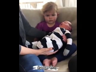 Kardeşi Olan Çocuğun Tarifsiz Mutluluğu