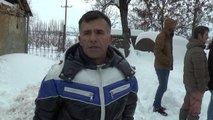 Fshatrat e Dibrës të izoluar nga dëbora, banorët e hapin vetë rrugën - News, Lajme - Vizion Plus
