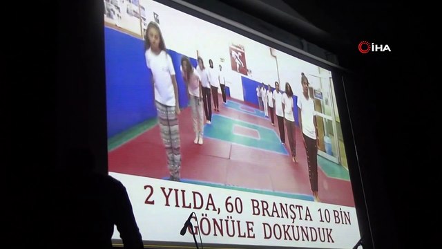 İpekyolu Belediyesi’nden yıl sonu etkinliği...Kursiyerler hünerlerini sergiledi