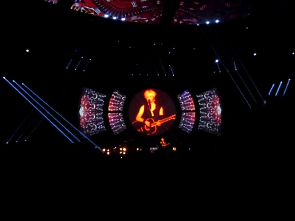 INDOCHINE Strasbourg 1/12/18 2ème vague Karma girl