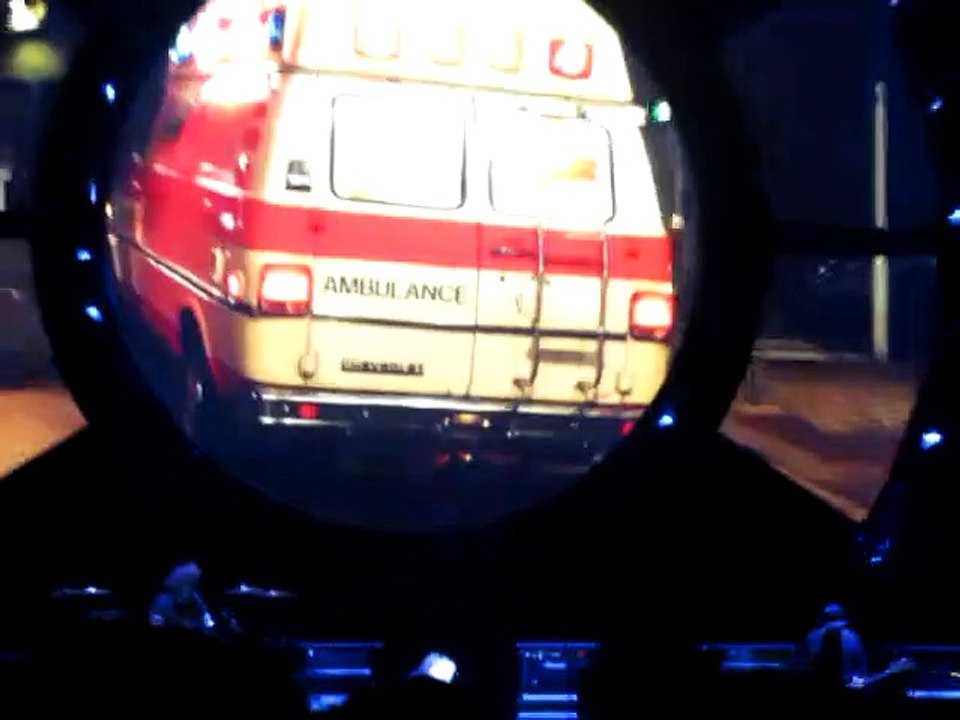 INDOCHINE Strasbourg 1/12/18 2ème vague Kimono dans l'ambulance