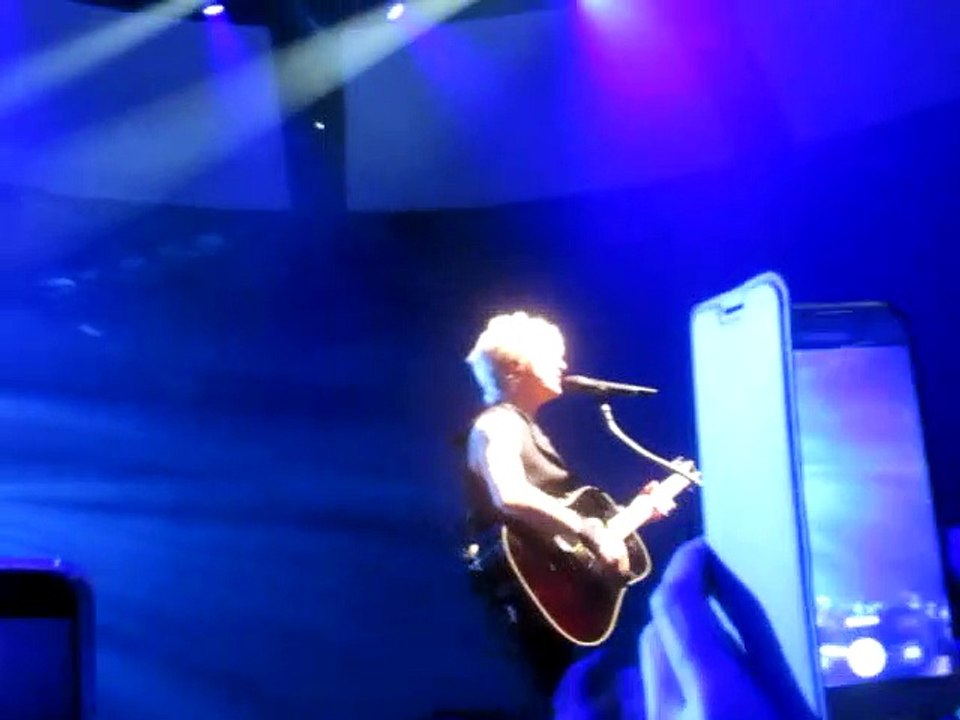 INDOCHINE Strasbourg 1/12/18 2ème vague La chevauchée de champs de blé