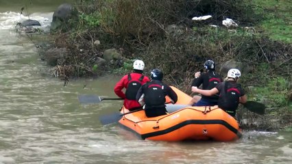 Raftingcilerden antrenman sonrası doğum günü kutlaması - DÜZCE