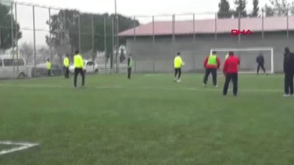 Kahramanmaraş Gözlerine Siyah Bandaj Bağlayıp Görme Engellilerle Maç Yaptılar