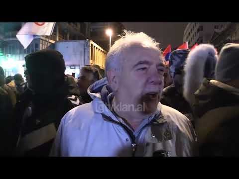 Opozita serbe proteston kunder Presidentit Vucic