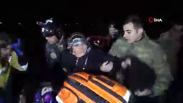 Askeri helikopter ile hasta kurtarma operasyonu