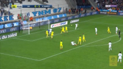 Payet's bicycle kick denied by acrobatic save