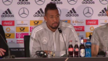 Boateng's phone goes off in Germany press conference