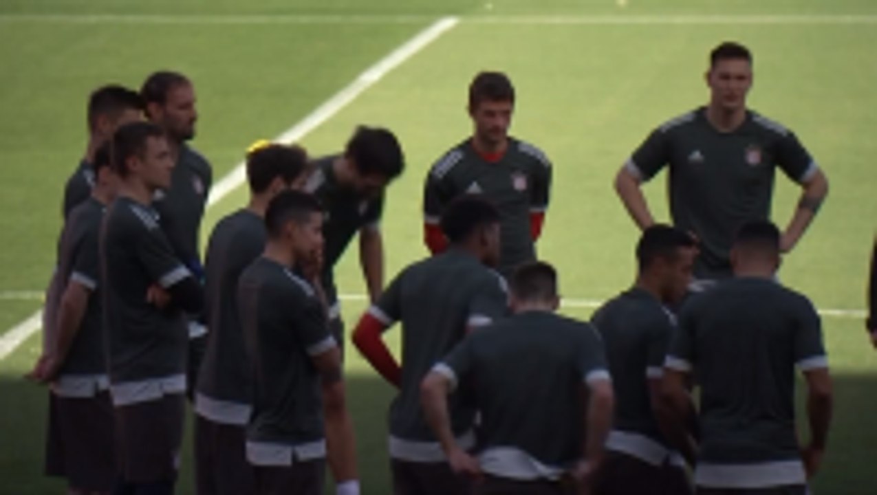 Lewandowki not going anywhere - Bayern coach