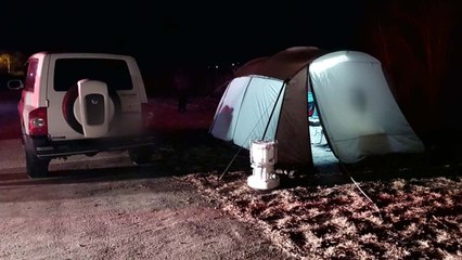 텐트 야영하던 40대 2명 숨져...침수 낚시보트 구조 / YTN