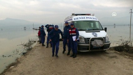 Teknenin batması sonucu kaybolan avcının cesedi bulundu (2) - İZMİR