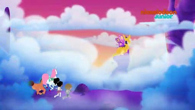 Nella Princesse Chevalier | Mi-éléphant, mi-papillon | NICKELODEON JUNIOR