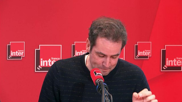 Tous à poil pour une société égalitaire - Tanguy Pastureau maltraite l'info