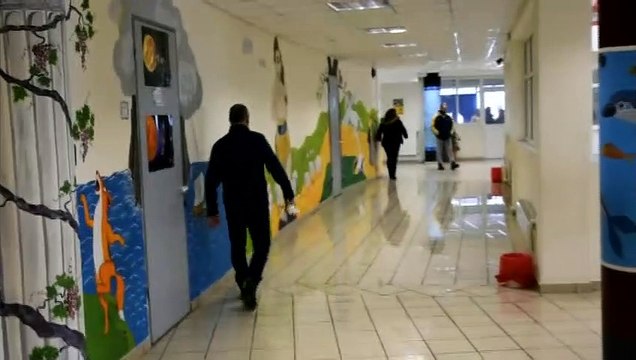 Επουλώθηκαν προσωρινά οι πληγές στο 3ο ΔΣ Καρπενησίου. Την ίδια ώρα ολοκληρώνεται , το σχολείο-πρότυπο άρτιας κατασκευής