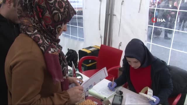 Kızılay'ın Acil Kan Bağışı Çağrısına Esenler'den Destek