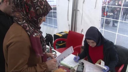 Kızılay'ın Acil Kan Bağışı Çağrısına Esenler'den Destek