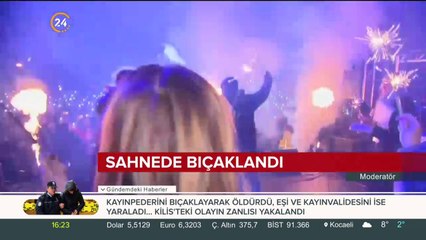 Sahnede bıçaklandı