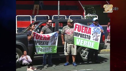 Conductores protestan por elevado impuesto verde y piden su eliminación