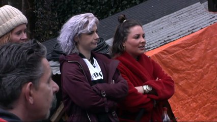 De groep neemt afscheid