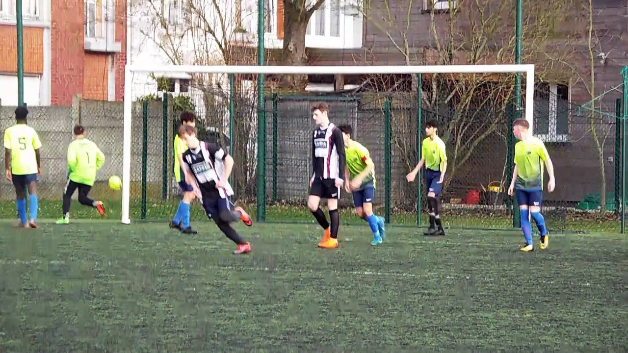 Championnat U16 D1.  LAMBERSART - MONS : 3 - 4 (1-2)