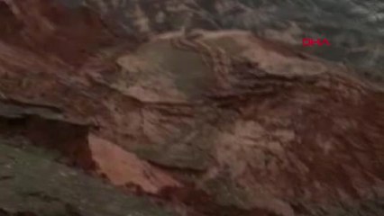 Adıyaman Kahta'da 10 Dönümlük Alan Heyelan Nedeniyle Kaydı