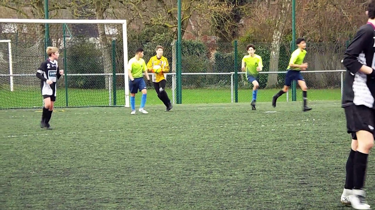 Championnat U16 D1.  LAMBERSART - MONS : 3 - 4 (1-2)